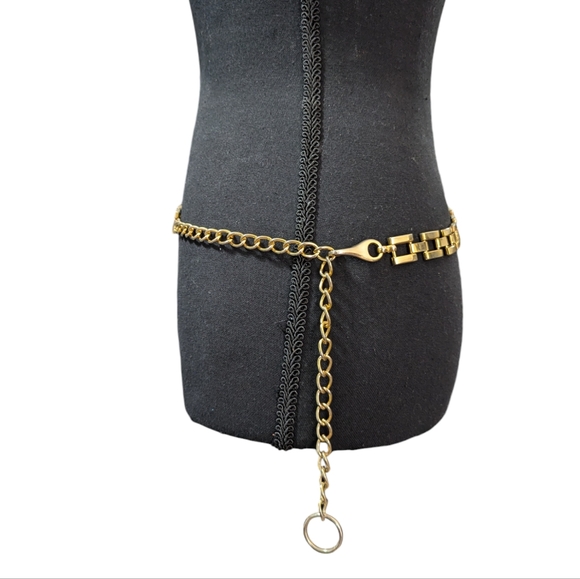 Vintage Y2K Women’s Chunky Retro Gold Square Metal Chain Link Belt - Picture 5 of 6